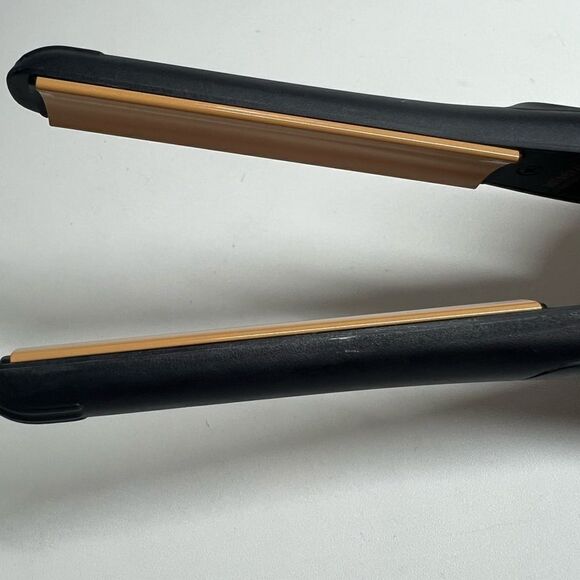 KISS Ceramic Tourmaline Flat Iron, 1/2" - Picture 5 of 8